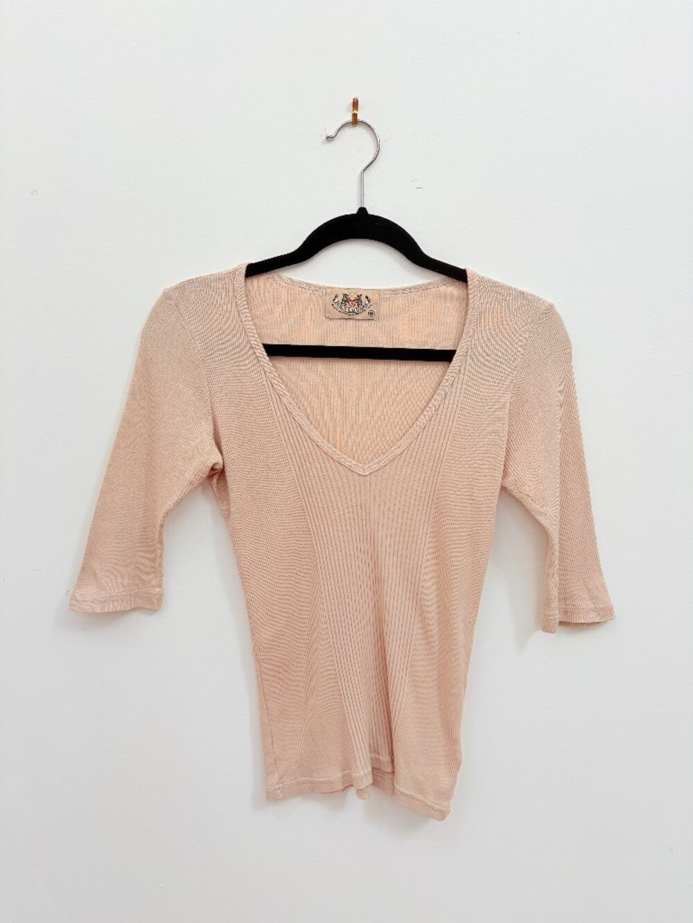 Juicy Couture Vintage 1/2 Sleeve Vneck shirt